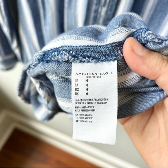 American Eagle women’s striped blue soft button down long sleeved shirt - Picture 5 of 9